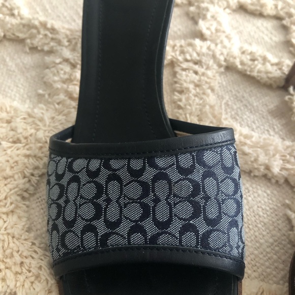 Coach sandals. - Picture 2 of 5